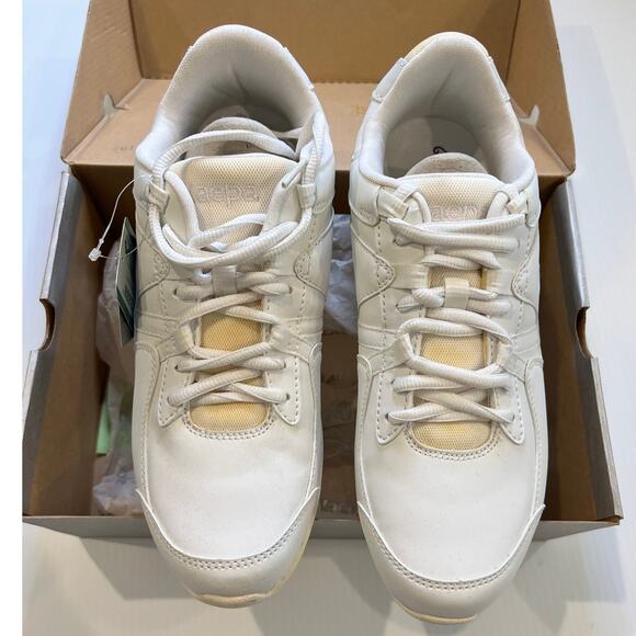 Kaepa Crossover Cheeleader White Sneakers w/ Aegis Shield Women's SZ 7.5 NWT - Picture 1 of 8